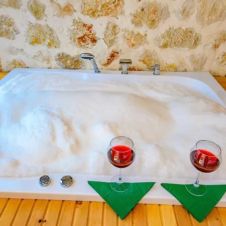 Selim - 1 Bed Honeymoon With Jacuzzi In Kalkan Villa *