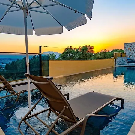 Selim - 1 Bed Honeymoon With Jacuzzi In Kalkan Vila