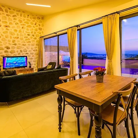 Selim - 1 Bed Honeymoon With Jacuzzi In Kalkan Vila