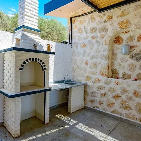 Vila Selim - 1 Bed Honeymoon With Jacuzzi In Kalkan