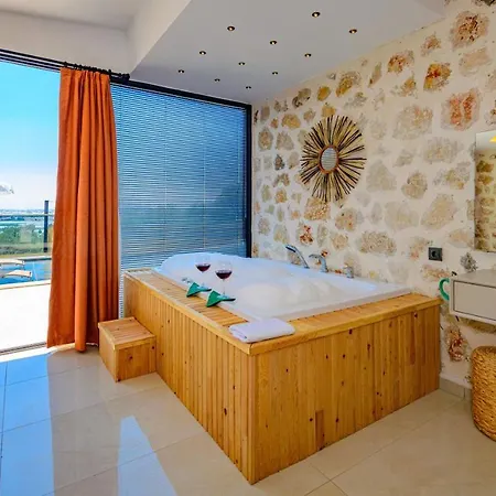Selim - 1 Bed Honeymoon With Jacuzzi In Kalkan Vila
